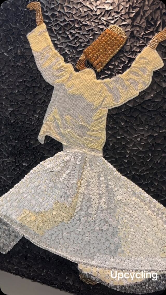 #art #upcycling #texhibitioni̇stanbul #buttons #lesgentilspariziens